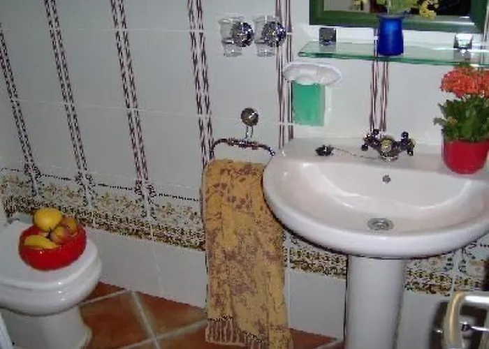 Appartement Mit Blick Auf Wasser By Interhome