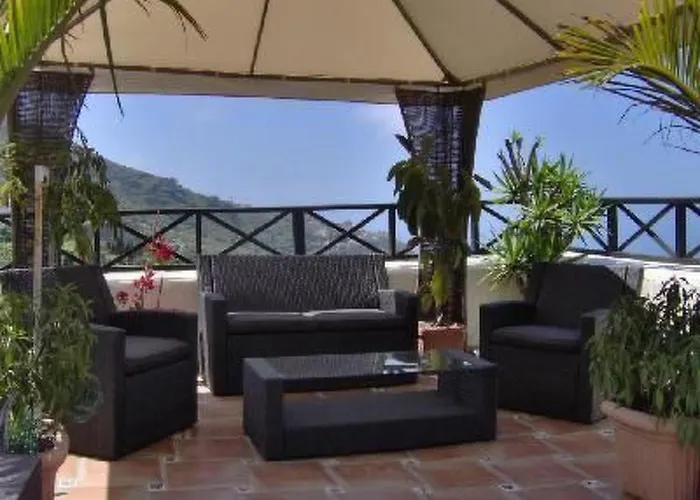 Mit Blick Auf Wasser By Interhome